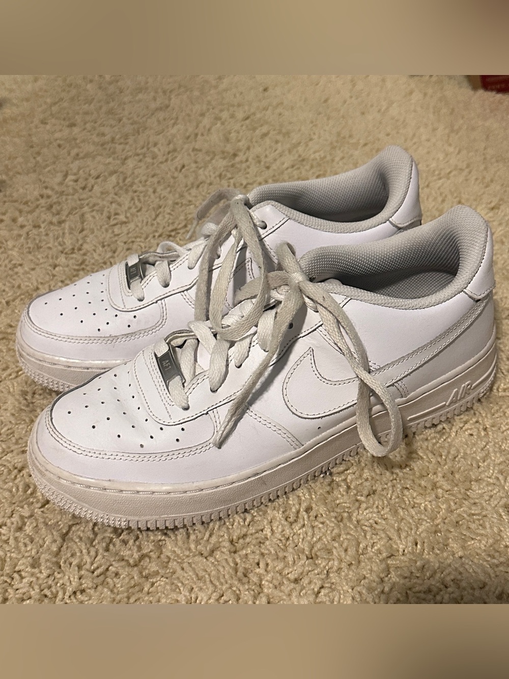 Nike White Air Force 1 Low Casual Sneakers